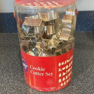 Wilton Silver Cookie Cutter Collection